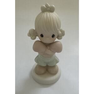 Precious Moments‎ Faith is A Victory Figurine #521396 Religious Figure